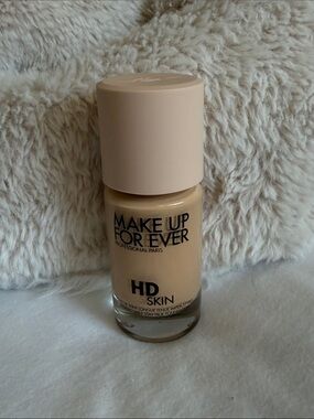 New Makeup Forever HD Skin Liquid Foundation - 1Y16 (Y242) - 30 mL / 1.01 fl oz